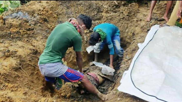কমলগঞ্জে গৃহবধূর অর্ধগলিত মরদেহ উদ্ধার
