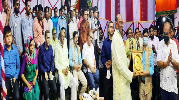 বাঞ্ছারামপুরে পূজা মন্ডপ পরিদর্শন করেন ভারতীয় হাইকমিশনের মিনিস্টার ড.নিতিশ বির্দী ও ক্যাপ্টেন এবি তাজুল ইসলাম এম পি