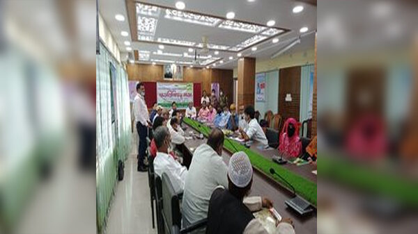 নওগাঁর আত্রাইয়ে সেবাদানকারী সরকারী ও বেসরকারী প্রতিষ্ঠানের প্রতিনিধিদের সাথে ডাসকো’র মতবিনিময় সভা