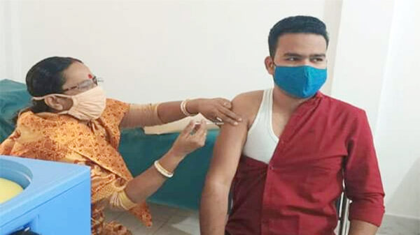 কুলাউড়ায় ফাইজার টিকা কার্যক্রম শুরু