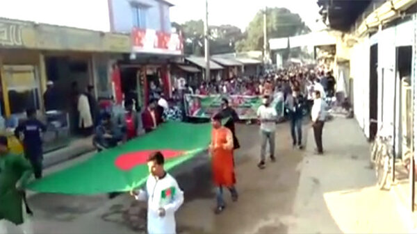 ঠাকুরগাঁওয়ের পীরগঞ্জে মুজিব শতবর্ষের বিজয় শোভাযাত্রা
