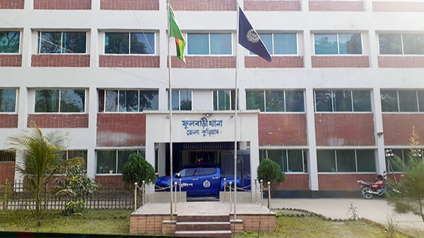 পরকীয়া করতে গিয়ে আটক শিক্ষক ছাড়া পেলেন ১৮ ঘন্টা পর