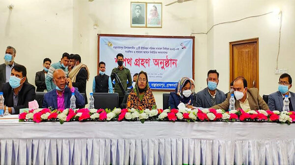 বাঞ্ছারামপুরে নব-নির্বাচিত ইউপি সদস্যদের শপথ গ্রহণ অনুষ্ঠিত