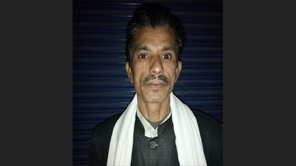২১ বছরেও এমপিওভূক্ত হতে না পেরে মানবেতর জীবন কাটাচ্ছেন শিক্ষক বকুল