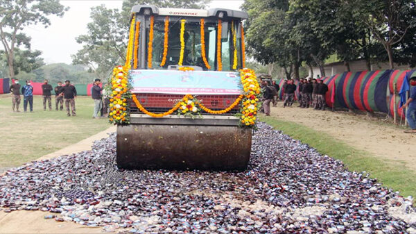লালমনিরহাটে বিজিবি কর্তৃক প্রায় ৩ কোটি টাকা মূল্যের মাদক ধ্বংস