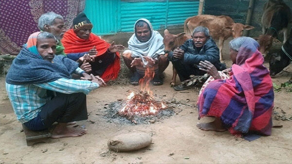 কনকনে ঠান্ডা হিমেল হাওয়ায় মৌলভীবাজারের জনজীবন স্থবির