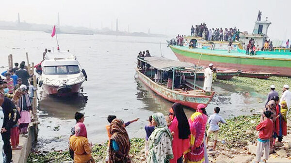 নারায়ণগঞ্জের ধলেশ্বরীতে ট্রলারডুবি: আরও ২ জনের মরদেহ উদ্ধার