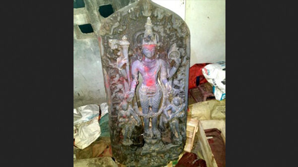 নওগাঁয় ৫০ কোটি টাকা মূল্যের মূর্তি উদ্ধারসহ আটক ২