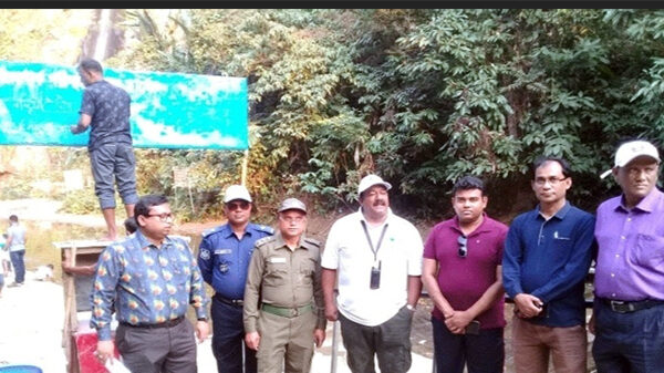 পর্যটকদের খাদ্যদ্রব্য ও প্লাস্টিক পণ্য নিয়ে প্রবেশে নিষেধাজ্ঞা