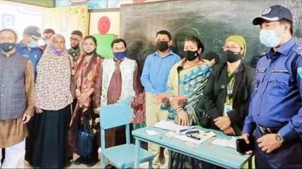 কুলাউড়ায় টিকা কেন্দ্রে বিশৃঙ্খলা সৃষ্টির দায়ে যুবক গ্রেপ্তার