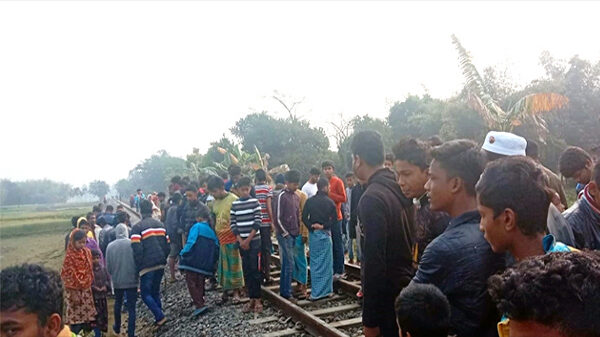 ঠাকুরগাঁওয়ে ট্রেনে কাটা পড়ে মৃত্যু-১