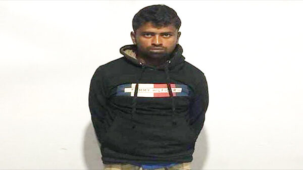 লালমনিরহাটে আলোচিত প্রতিবন্ধী কিশোরীকে ধর্ষণের হোতা ঢাকা থেকে গ্রেফতার