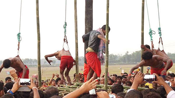 ছয়চিরিতে বিগত ২শ বছরের ঐতিহ্য চড়কপূজা