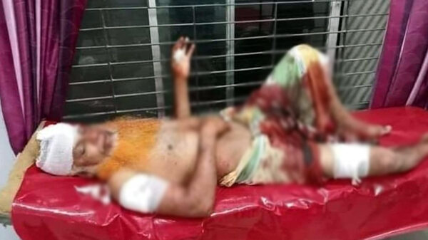 দেবীদ্বারে ইউপি সদস্য প্রার্থীর বাড়িতে ২ দফা ডাকাতি, ১০ লক্ষাধিক টাকার মালামাল লুটসহ আহত ১৬