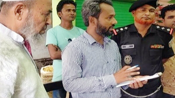 ভোক্তার অধিদপ্তরের অভিযানে ৫ প্রতিষ্ঠানকে লক্ষাধিক টাকা জরিমানা