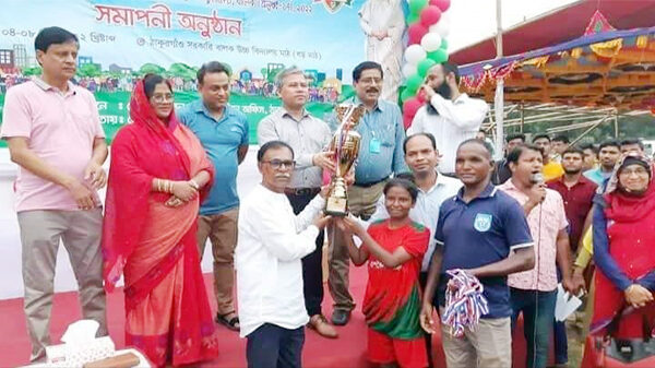 ঠাকুরগাঁওয়ে বঙ্গবন্ধু ও বঙ্গমাতা ফুটবল টুর্নামেন্টের চুড়ান্ত খেলা অনুষ্ঠিত