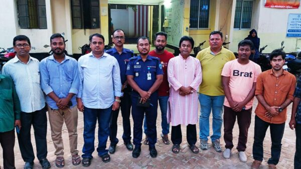 বাঞ্ছারামপুর মডেল থানার নবাগত ওসি মো.নূরে আলমের সঙ্গে সাংবাদিকদের মতবিনিময় সভা