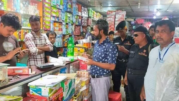 রাজনগর ভোক্তার অভিযানে ৩ প্রতিষ্ঠানকে জরিমানা