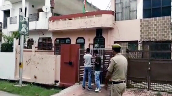 জম্মুতে একই পরিবারের ৬ জনের মৃতদেহ উদ্ধার