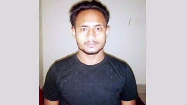 শ্লীলতাহানি ও ধর্ষণ চেষ্টার অভিযোগে যুবক আটক
