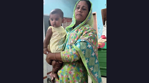 কুড়িগ্রামে অন্যের সন্তান নিজের দেখিয়ে মাতৃত্বকালীন ছুটি নেয়া শিক্ষিকা বরখাস্ত