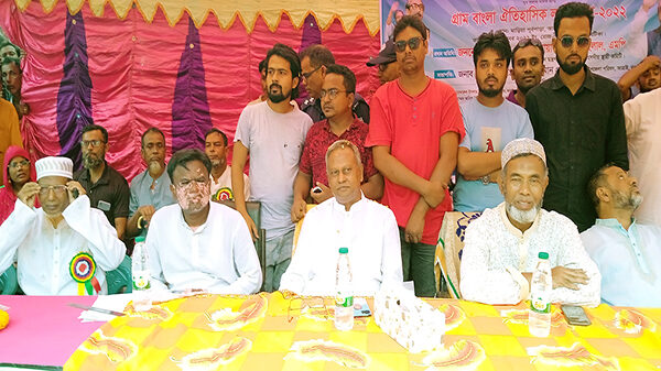 নওগাঁর আত্রাইয়ে অনুষ্ঠিত হয়ে গেল ঐতিহ্যবাহী লাঠি খেলা