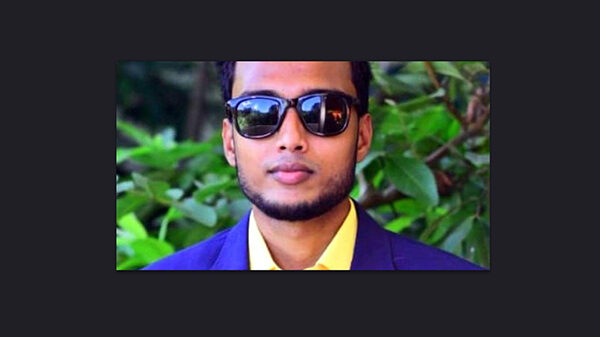 ছাত্রলীগ সভাপতি দ্বারা আওয়ামীলীগ সভাপতিসহ নেতৃবৃন্দ লাঞ্চিত