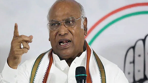 অবশেষে কংগ্রেসের নতুন সভাপতি মল্লিকার্জুন খাড়গে