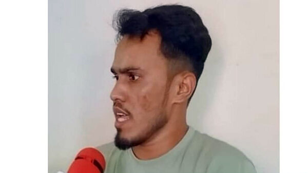 খাদ্যবান্ধব কর্মসূচির ১৫ টাকা কেজি চালের রেজিস্ট্রেশনে দু'শত টাকা উৎকোচ