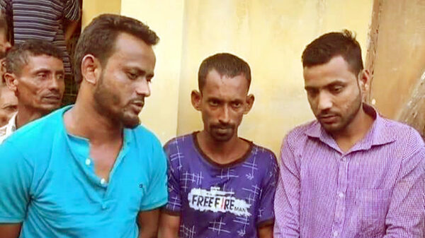 প্রাইভেটকারসহ ৩ গরু চোর আটক