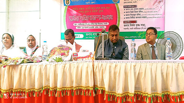 নওগাঁয় স্থানীয় গাইড অনুষ্ঠিত