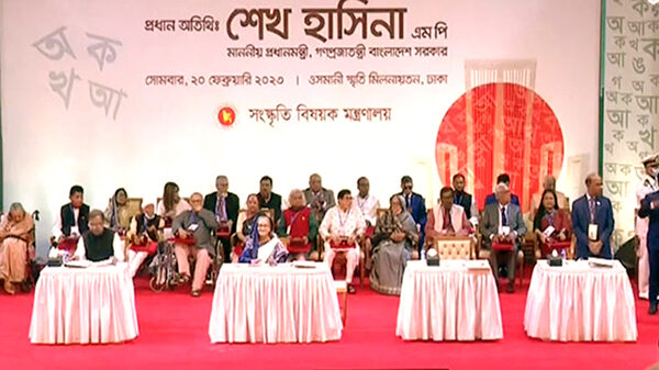 একুশে পদক পেলেন ১৯ জন বিশিষ্ট ব্যক্তি ও ২ প্রতিষ্ঠান